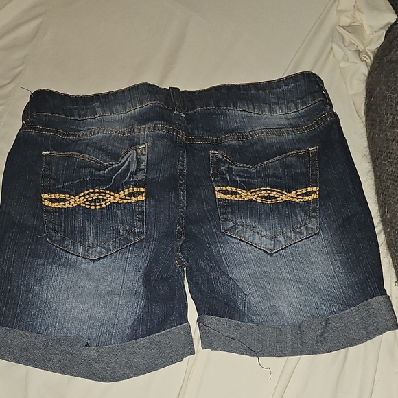 BONGO Blue Jean Shorts with Cuffed Hem and Faded Style - Picture 3 of 3